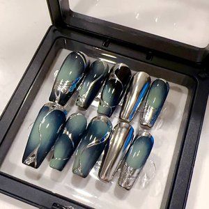 Hand-made light green/silver abstract lines party nail |Press on Nails| with glu